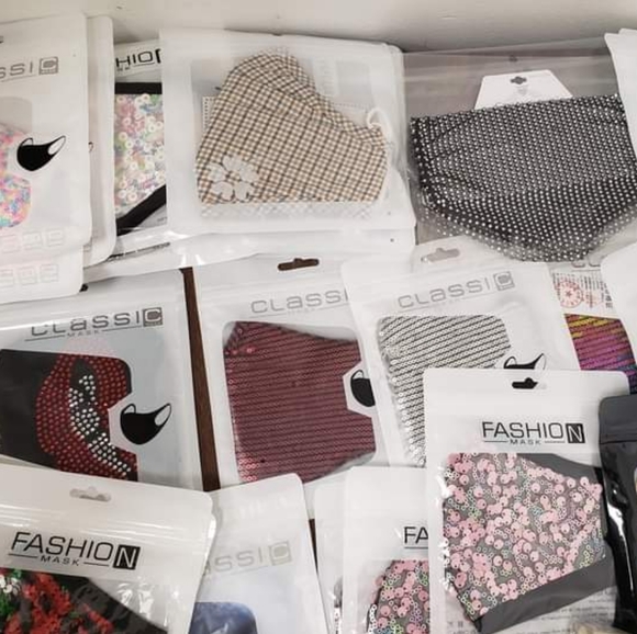 Lot 141 Fashion Masks - Picture 1 of 4